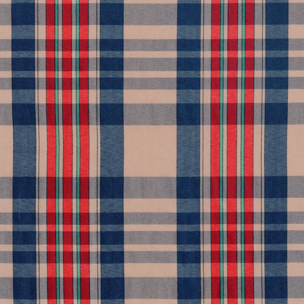 Tela polidacron escocés SchoolLine: azul marino con cuadros beige y tiras rojas y verdes, ideal para uniformes escolares.