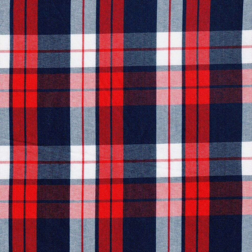 Tela polidacron escocés en rojo, azul y blanco con cuadros; ideal para uniformes escolares e institucionales SchoolLine.