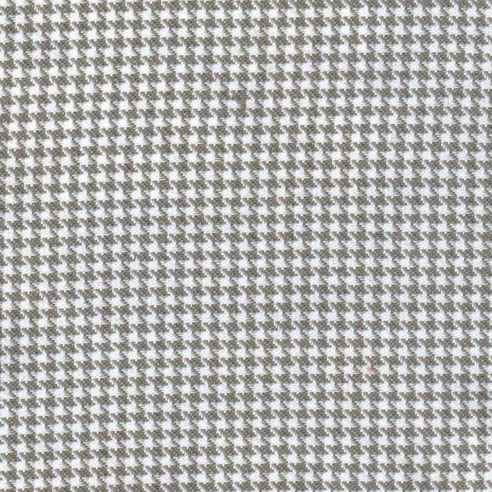 Tela gallineto poliéster diagonal gris y blanco para uniformes escolares e institucionales, SchoolLine