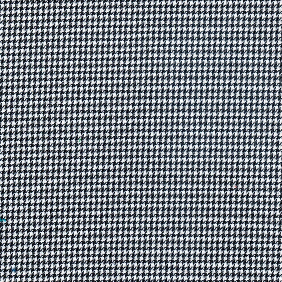 Tela 06011001 Dacron gallineto diagonal negro-blanco para uniformes escolares e institucionales SchoolLine