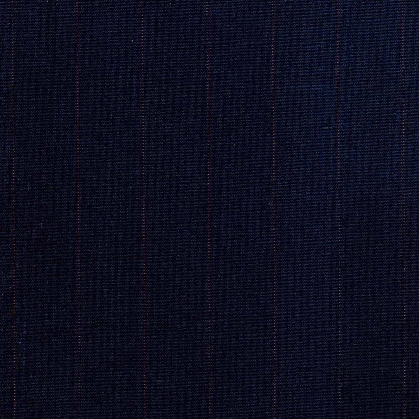 Tela azul marino con finas rayas rojas, Dacron para uniformes escolares e institucionales SchoolLine