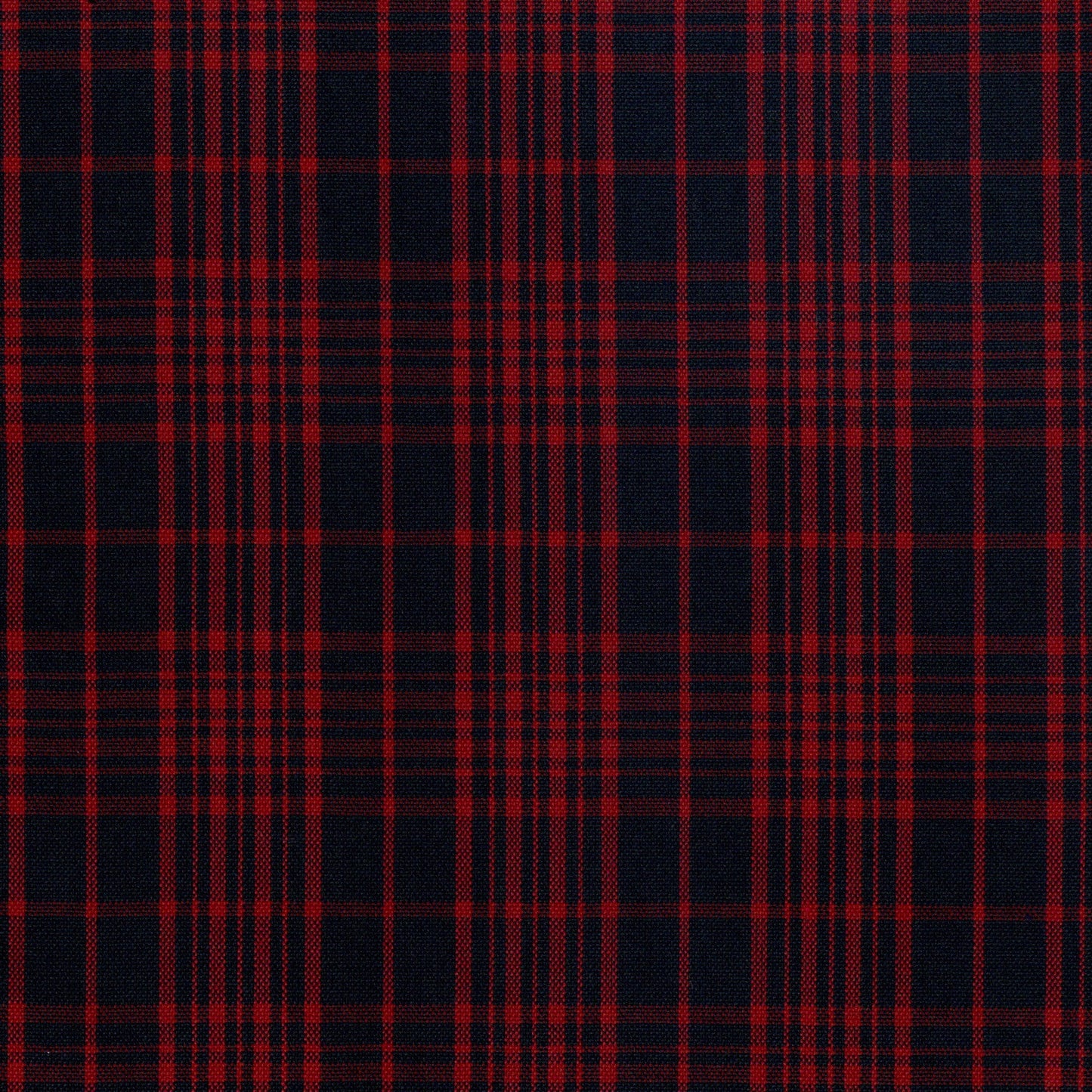 Tela SchoolLine 13002081 Dacron uniforme, tela tartán rojo sobre azul marino para uniformes escolares.