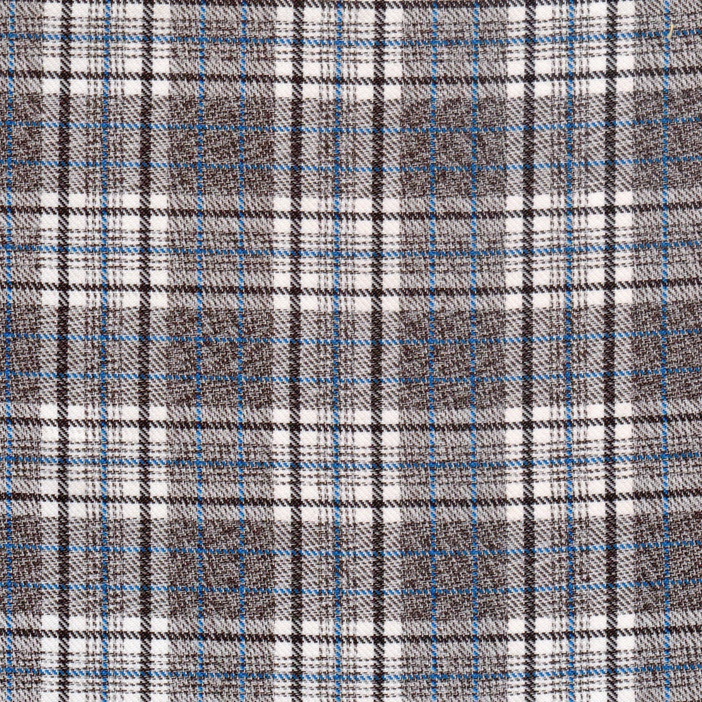 Tela diagonal de poliéster en estampado cuadro gris, negro y azul, ideal para uniformes escolares e institucionales SchoolLine