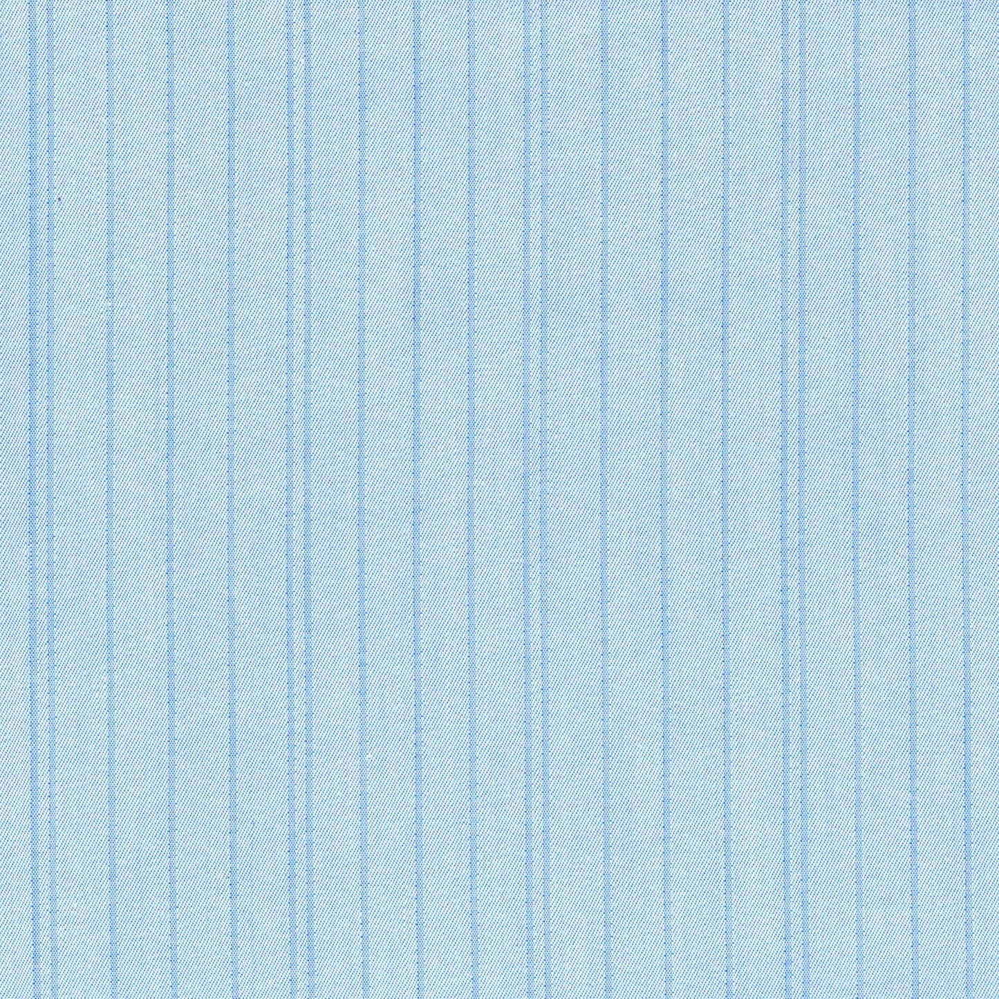 Tela azul claro con rayas verticales; tela SchoolLine para uniformes escolares e institucionales.