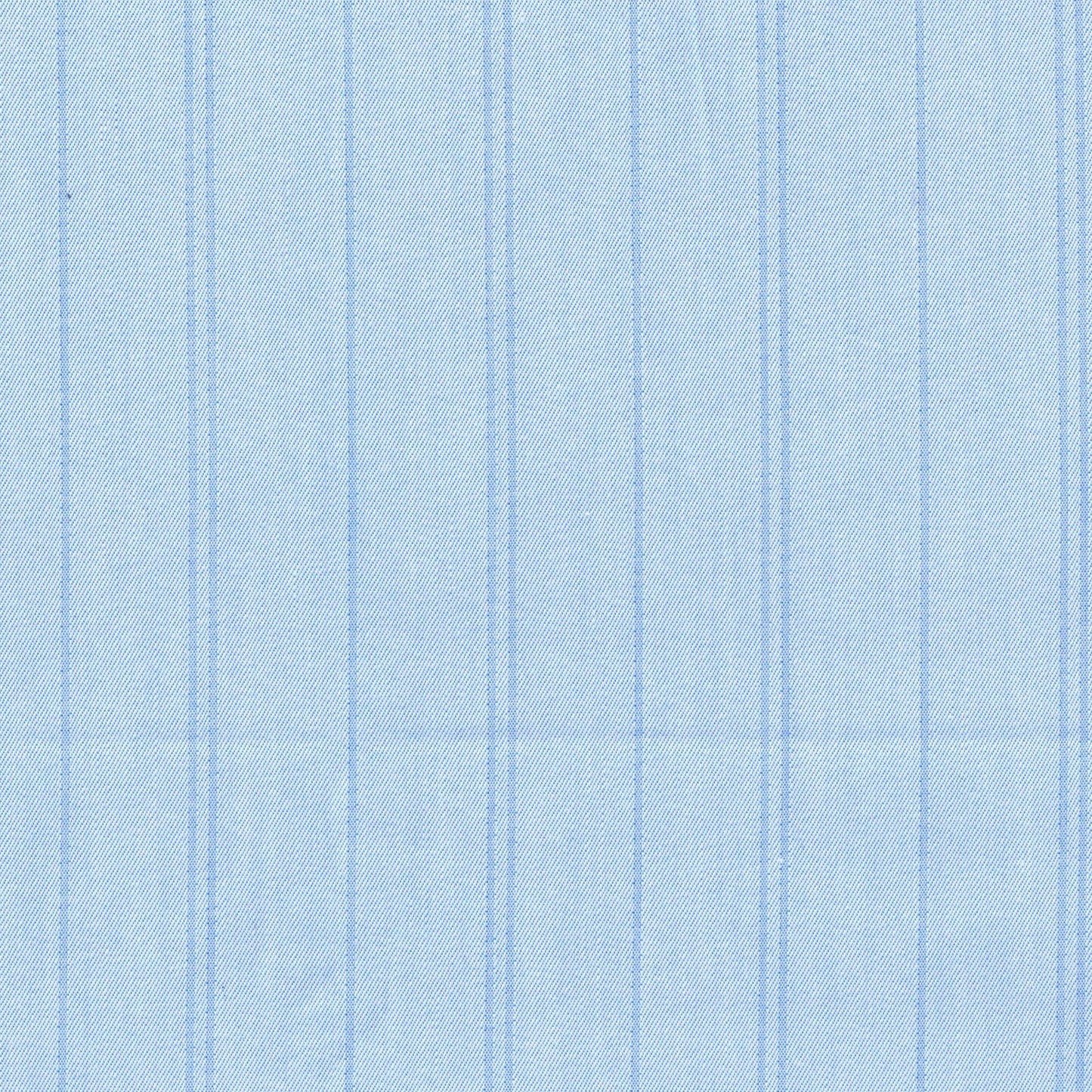 Tela 66002004 Indigo clear de SchoolLine, poliéster con rayas verticales azules, ideal para uniformes escolares e institucionales.