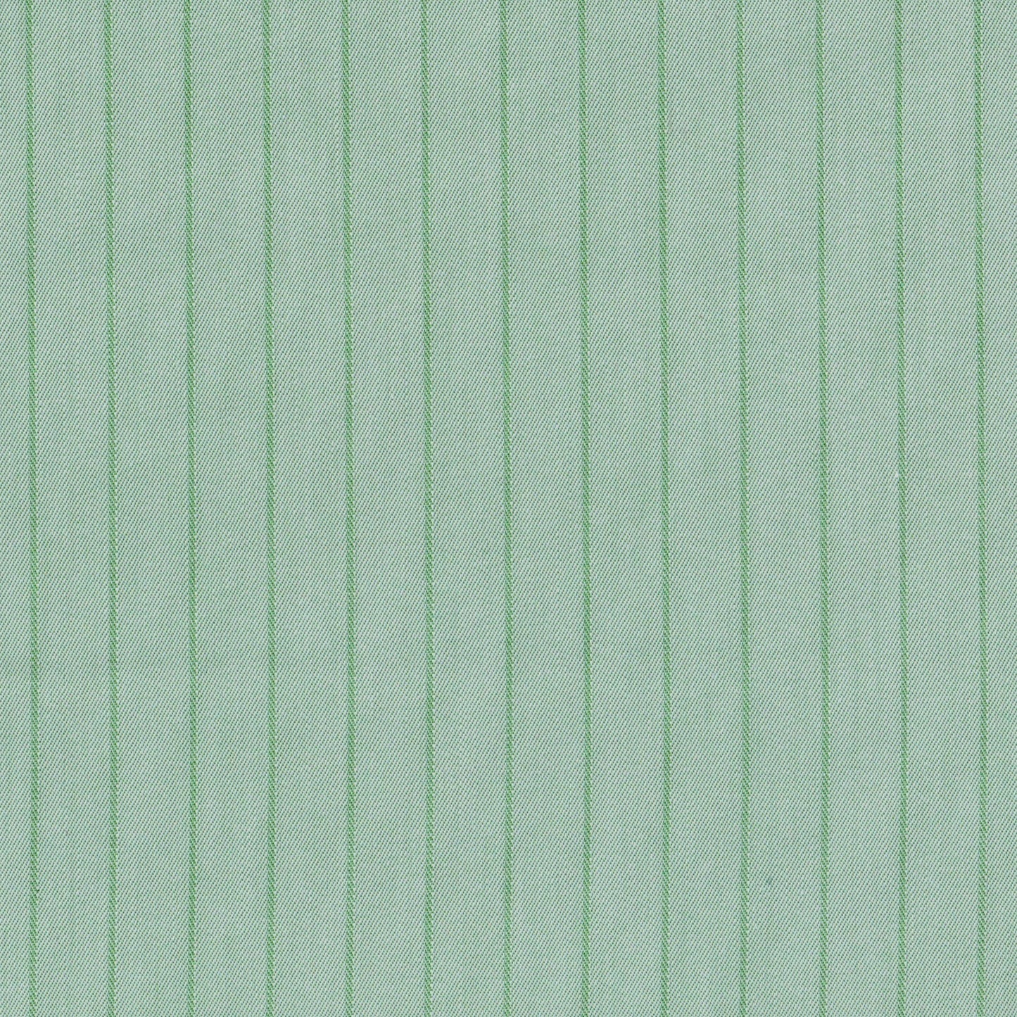 Tela Indigo clear 66002047 de SchoolLine: tela verde claro con rayas verticales, ideal para uniformes escolares e institucionales.