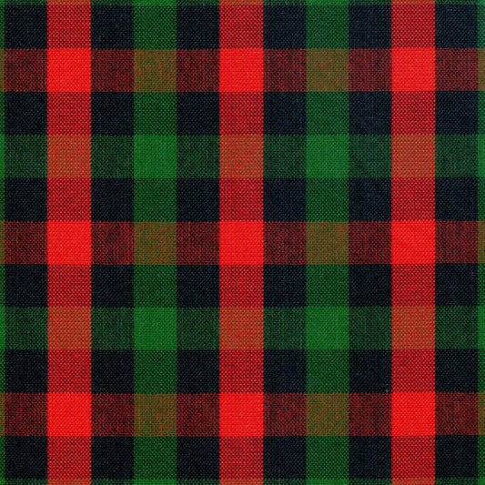 Tela para uniforme polidacron escocés SchoolLine, cuadros rojo, verde y negro; ideal para uniformes escolares e institucionales.