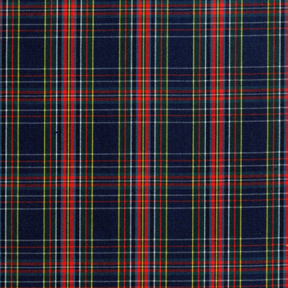 Tela polidacron escocés SchoolLine en azul marino con cuadros rojo, verde y amarillo; ideal para uniformes escolares e institucionales.