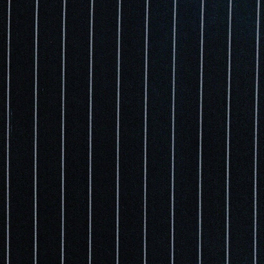 Tela para uniforme polidacron escocés negro con rayas blancas verticales, SchoolLine, ideal para uniformes escolares e institucionales.