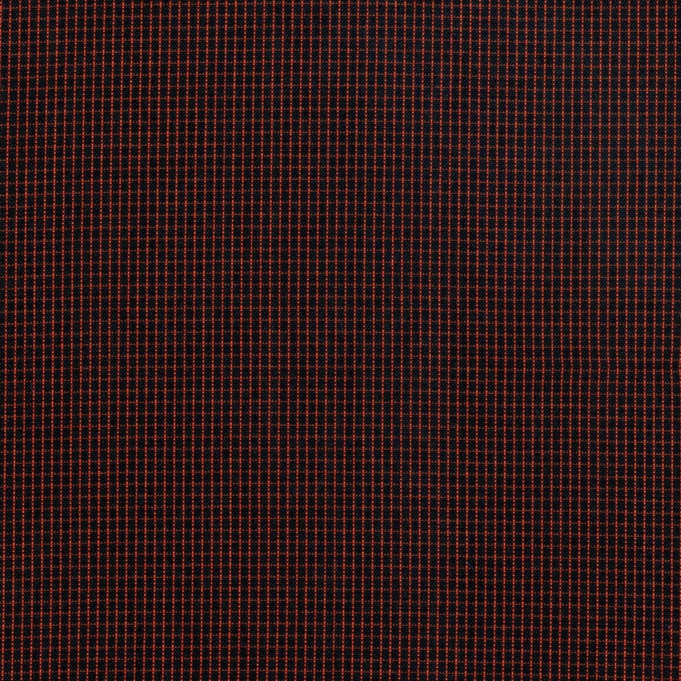 Tela SchoolLine polidacron escocés roja sobre negro; tela de cuadros pequeños para uniformes escolares e institucionales