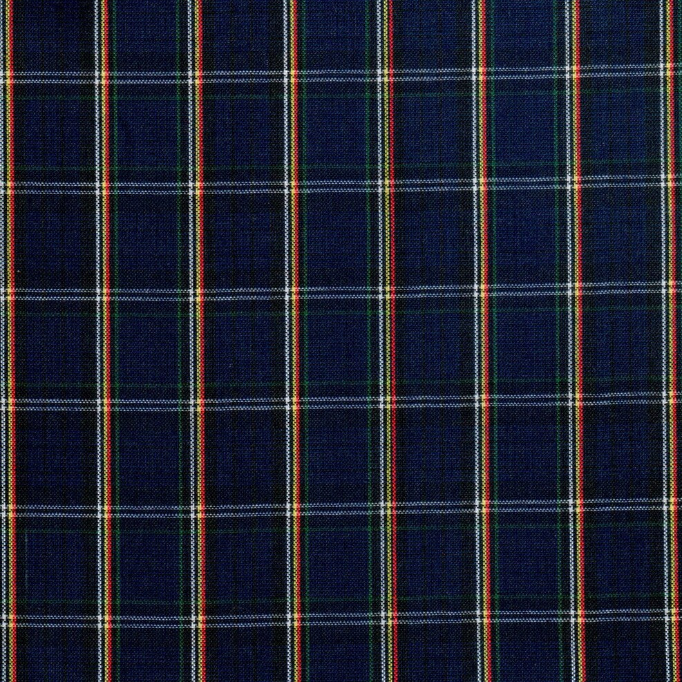 Tela polidacron escocés azul marino con rayas verde, rojo y blanco; perfecta para uniformes escolares e institucionales SchoolLine