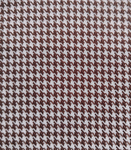 Tela diagonal houndstooth marrón y blanco, poliéster, para uniformes escolares e institucionales SchoolLine 06007010 Gallineto.