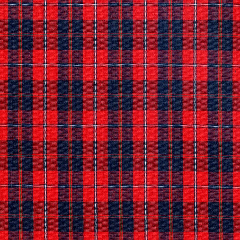 Tela roja con cuadros azules y lineas blancas para uniformes escolares