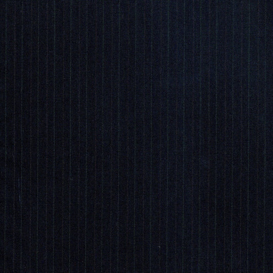 Tela de uniforme en color azul oscuro con sutiles lineas claras 