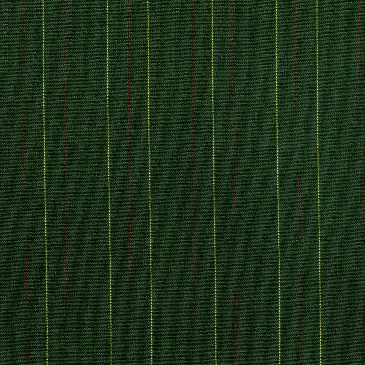 Tela SchoolLine 13002046 Dacron verde oscuro con rayas amarillas y rojas, ideal para uniformes escolares e institucionales.