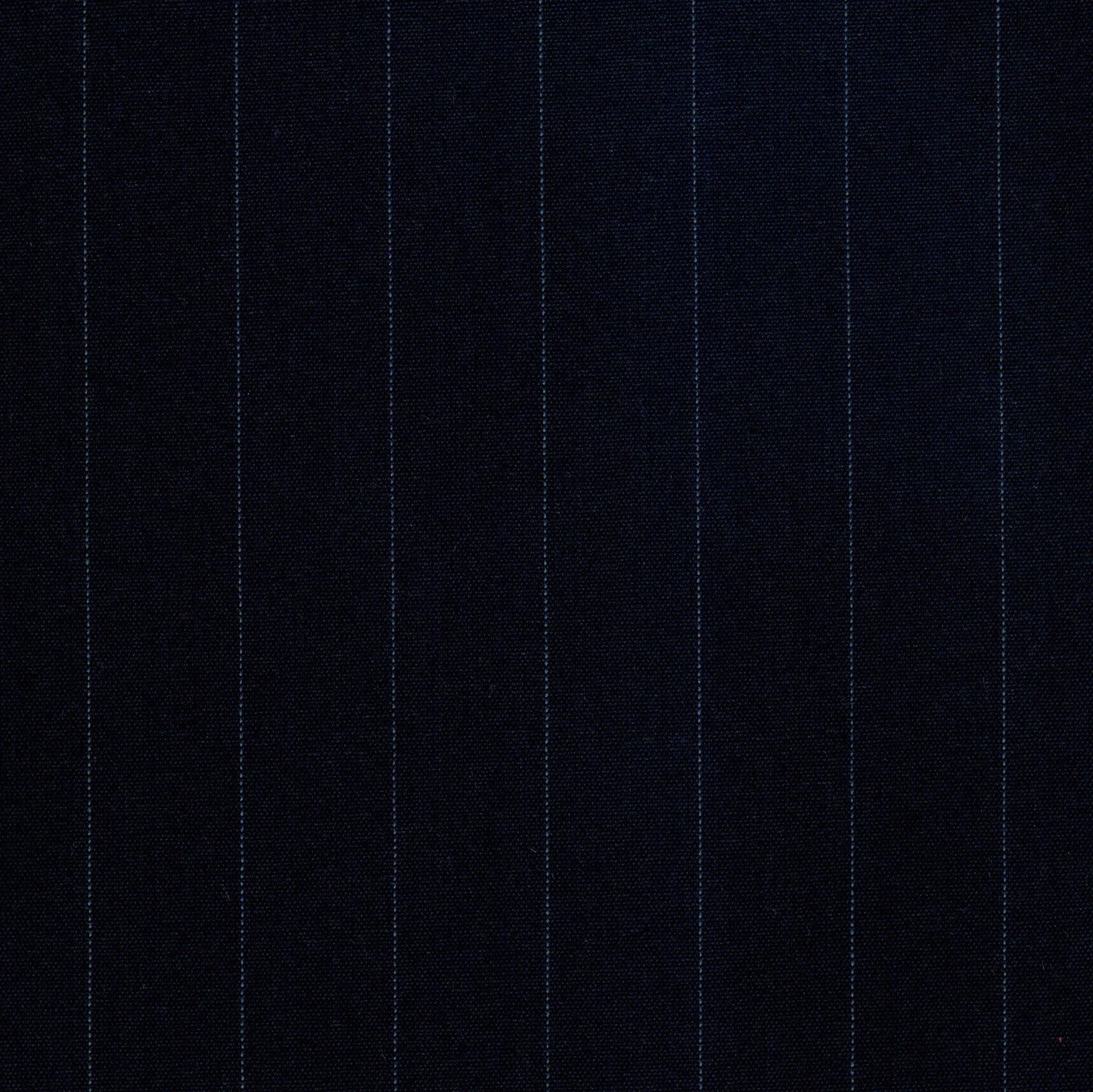 Tela Dacron SchoolLine azul marino con rayas verticales azul claro, poliéster para uniformes escolares