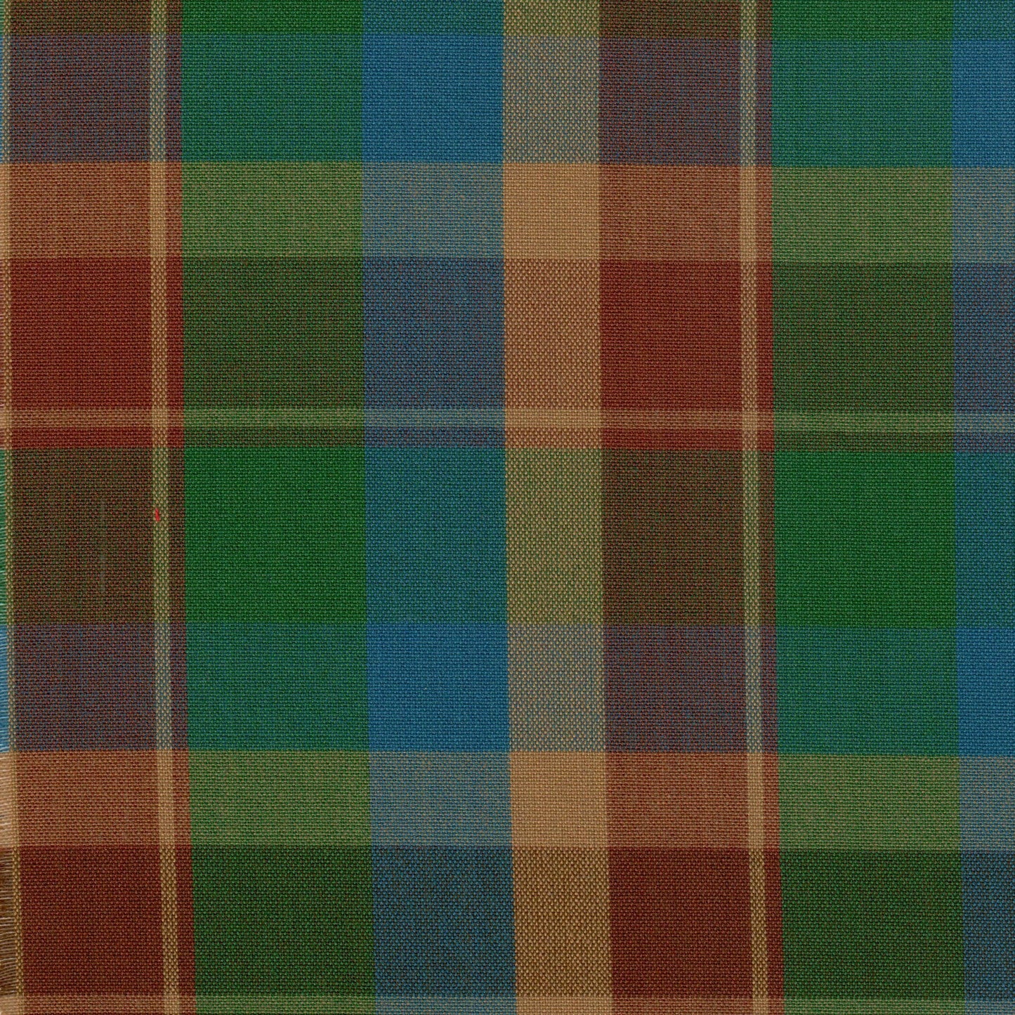 Tela a cuadros multicolor de la marca SchoolLine (Dacron) para uniformes escolares e institucionales.