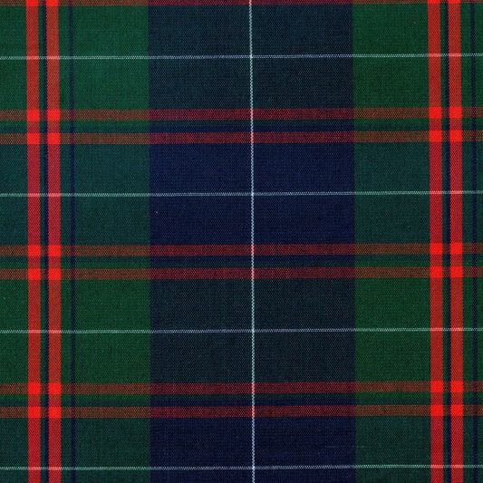 Tela Dacron SchoolLine en tartán verde, azul marino y rojo; ideal para uniformes escolares e institucionales.