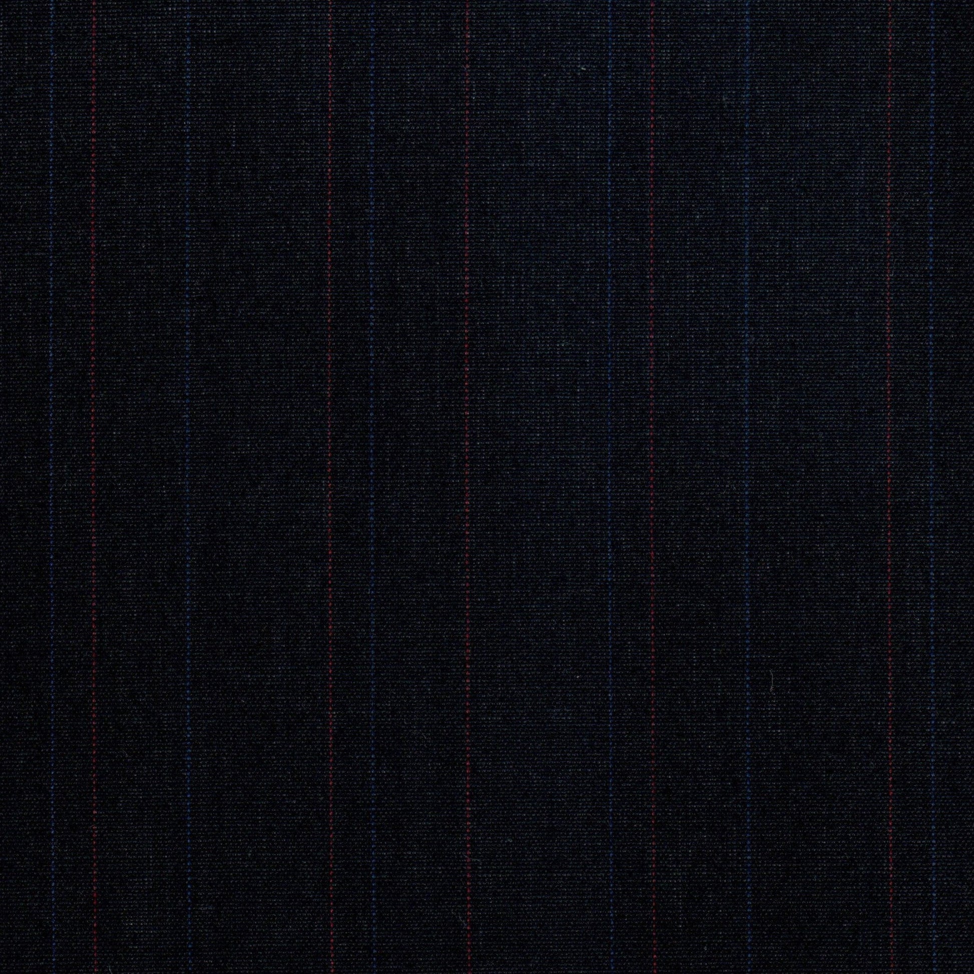 Tela Dacron SchoolLine 13002270, poliéster con rayas azul y rojo sobre fondo azul oscuro, ideal para uniformes escolares.