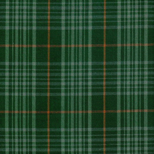 Tela 13002341 Dacron de SchoolLine: tela verde con cuadro a rayas naranja, ideal para uniformes escolares.