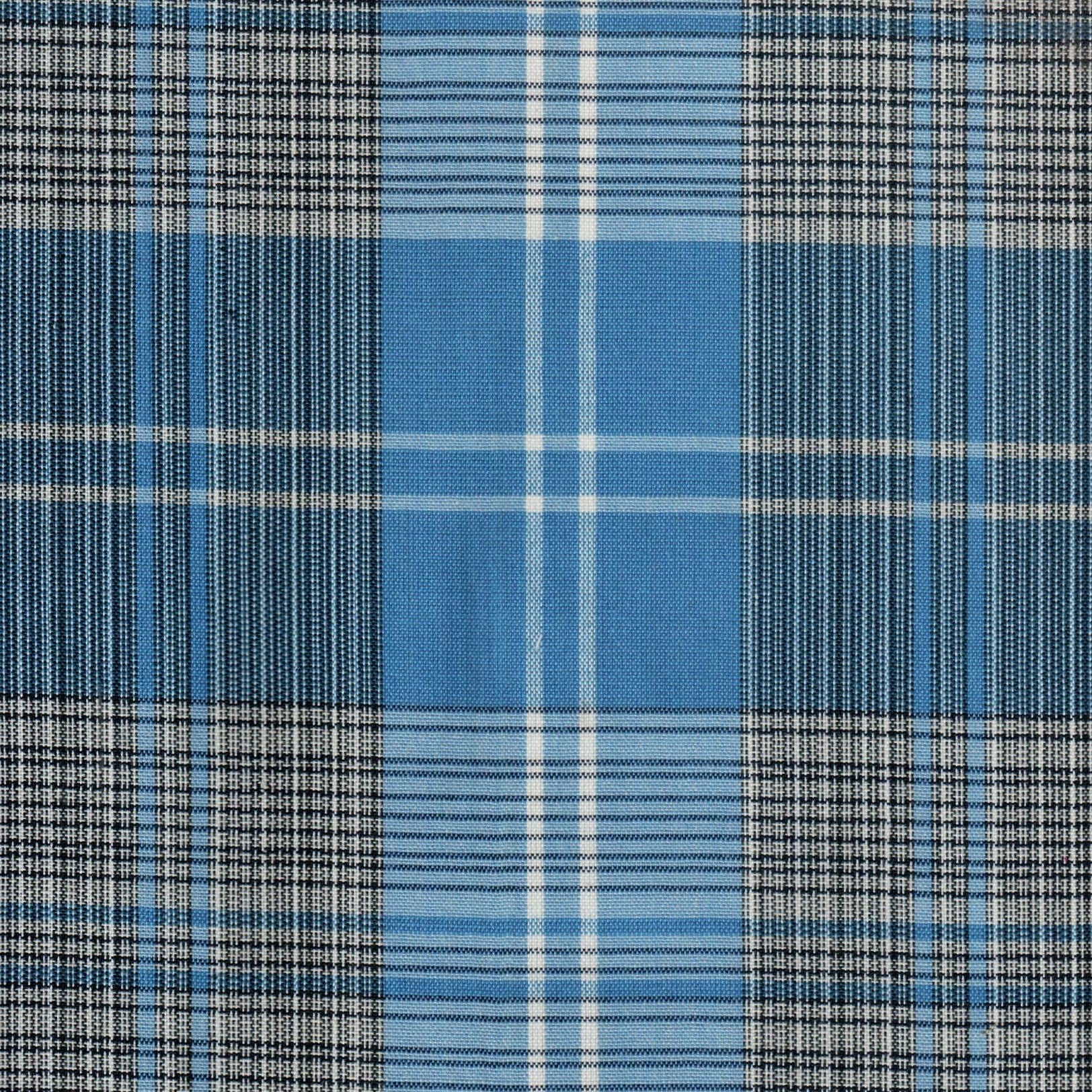 Tela azul a cuadros Dacron de SchoolLine para uniformes escolares e institucionales.