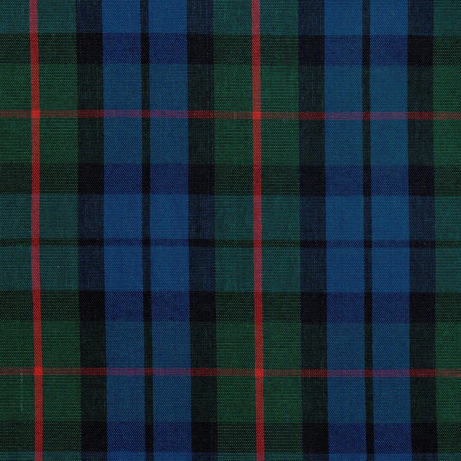 Tela Dacron SchoolLine: tartán azul, verde y negro con líneas rojas, ideal para uniformes escolares e institucionales.