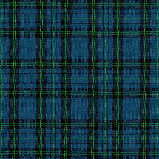 Tela azul con tartán verde y negro, tejido Dacron, ideal para uniformes escolares e institucionales de SchoolLine.