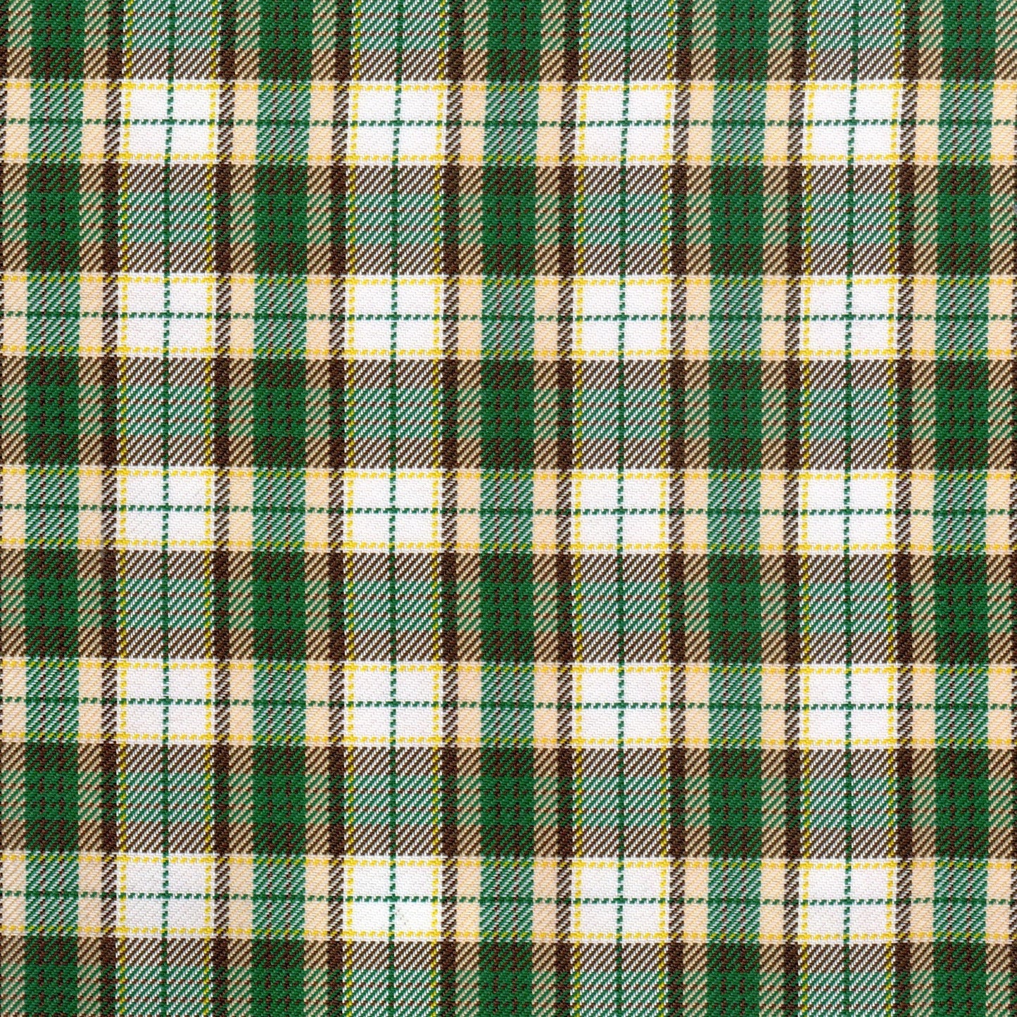 Tela 13003003 de SchoolLine; poliéster diagonal verde dominante con acentos, ideal para uniformes escolares e institucionales.