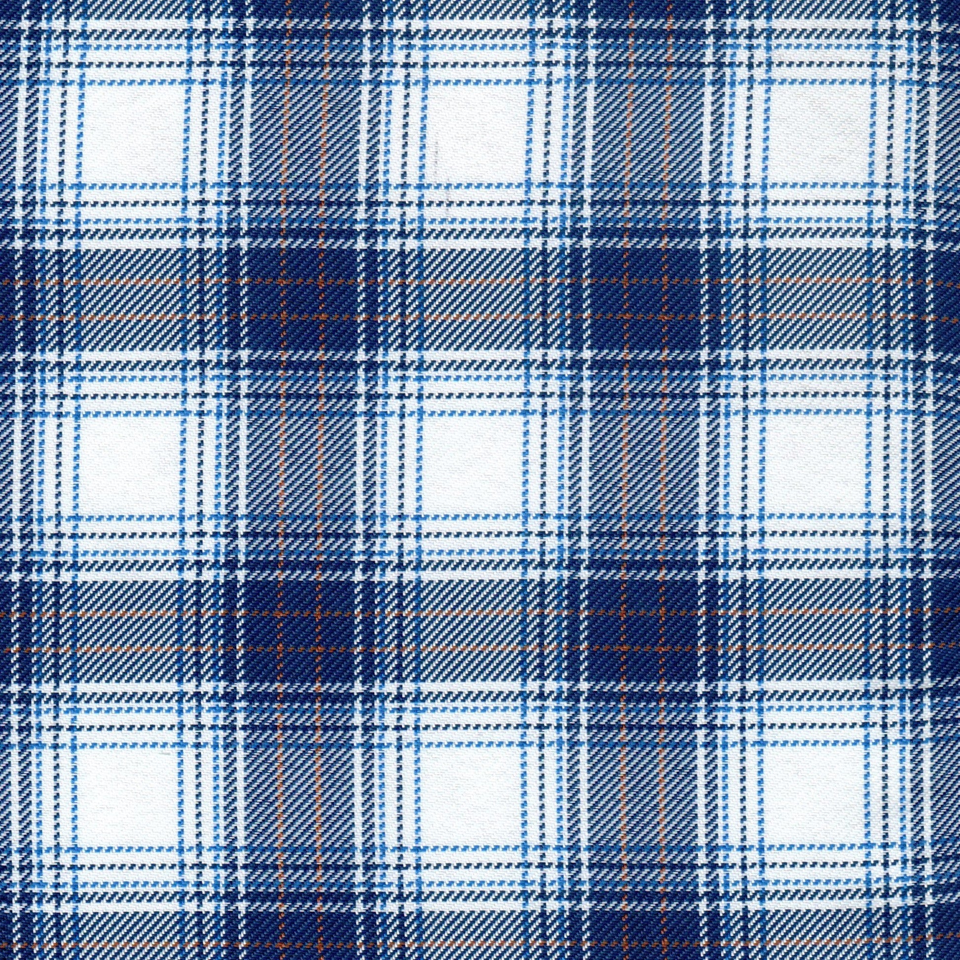 Tela poliéster diagonal azul marino y blanco con cuadros y líneas naranja, ideal para uniformes escolares e institucionales, SchoolLine