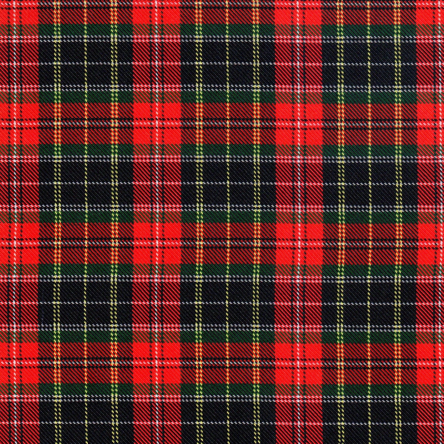 Tela diagonal de poliéster SchoolLine en rojo, negro y verde, diseño tartán; ideal para uniformes escolares e institucionales.