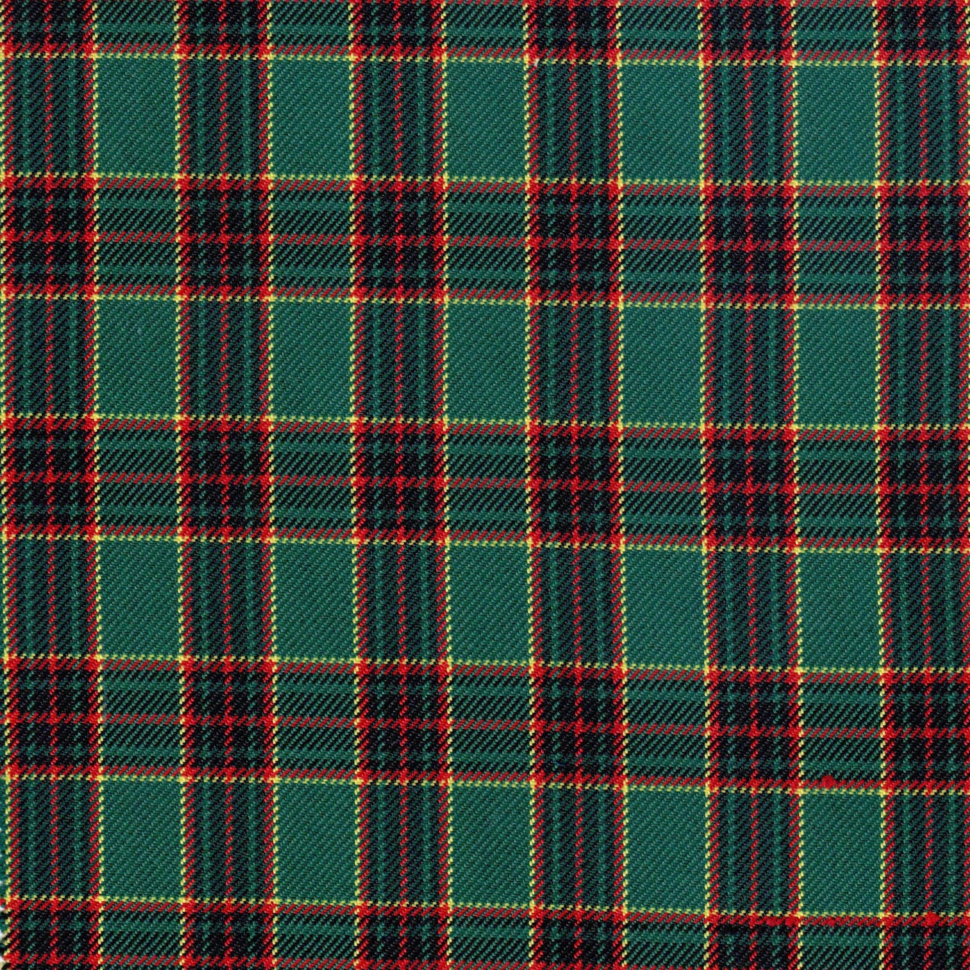 Tela diagonal de poliéster SchoolLine en cuadro tartán verde, rojo y amarillo; ideal para uniformes escolares e institucionales.