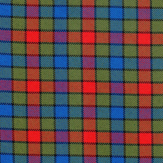 Tela diagonal de poliéster SchoolLine en tartán verde, rojo y azul; ideal para uniformes escolares e institucionales.