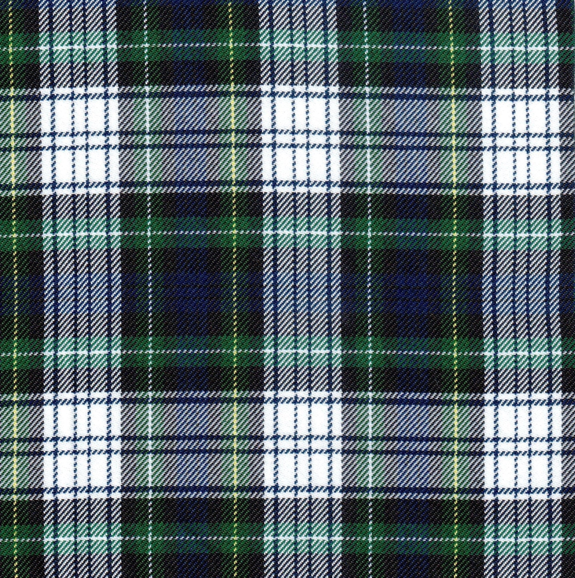 Tela de poliéster diagonal SchoolLine en patrón tartán verde, negro y blanco, ideal para uniformes escolares e institucionales.