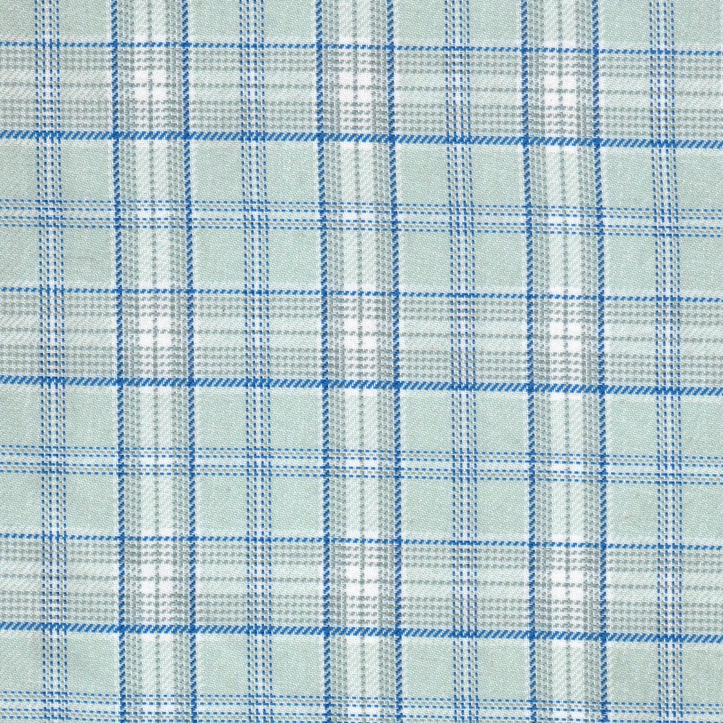 Tela SchoolLine 13009041 poliéster diagonal azul claro y blanco con cuadros; ideal para uniformes escolares e institucionales.