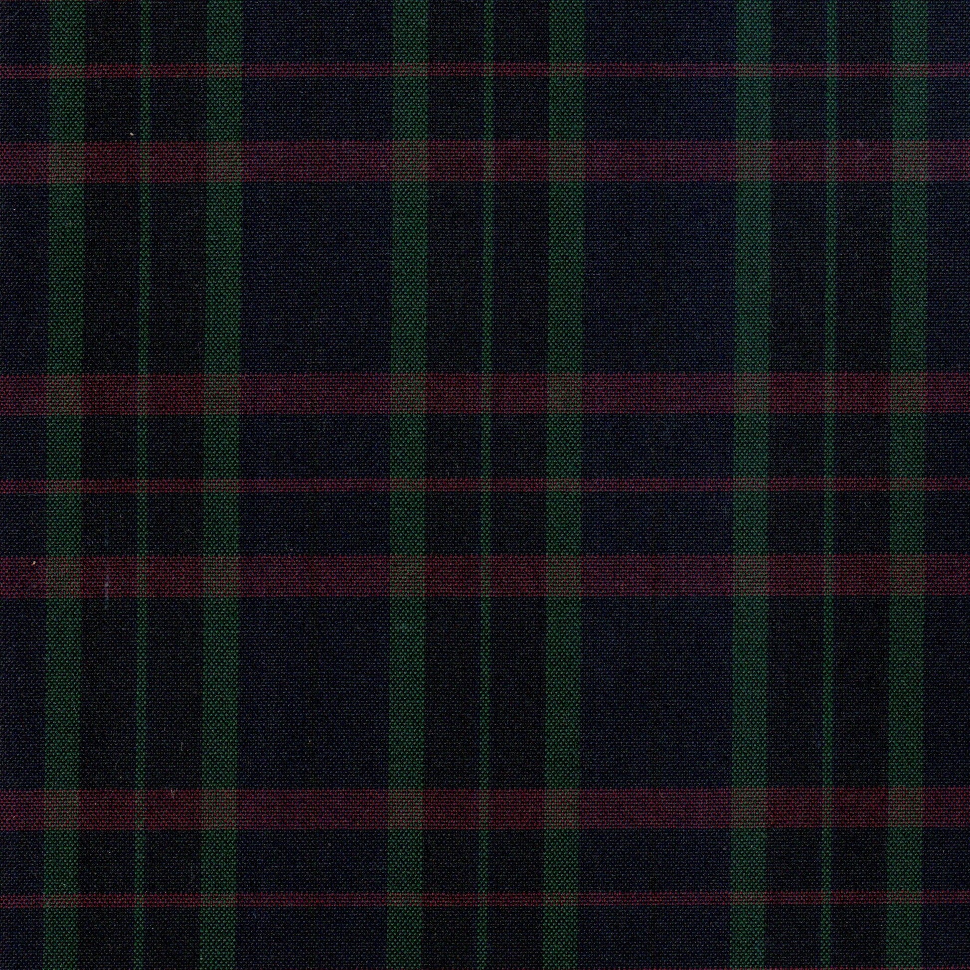 Tela 13012003 Dacron especial de SchoolLine: tela a cuadros marino con rayas verde y rojo, perfecta para uniformes escolares e institucionales.