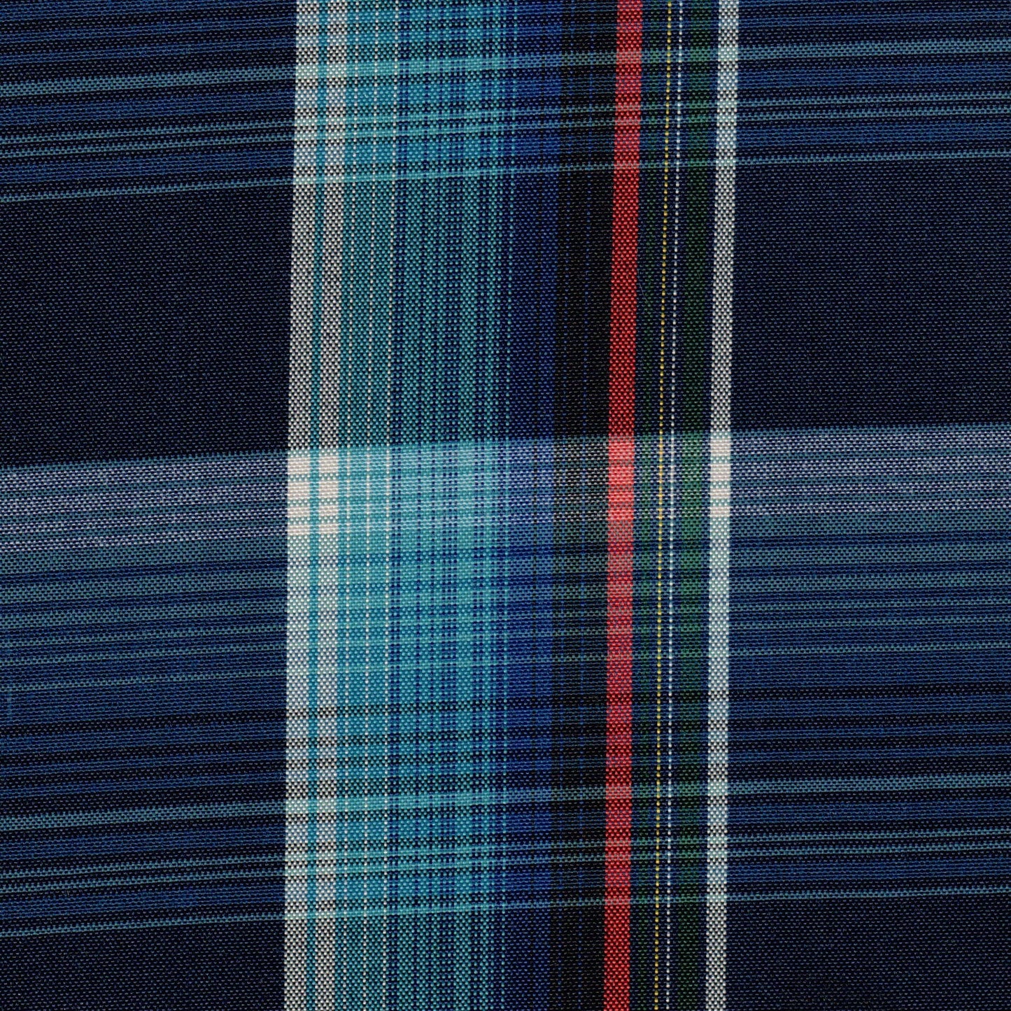 Tela 13012011 Dacron especial de SchoolLine en tejido a cuadros azules con tira roja, ideal para uniformes escolares.