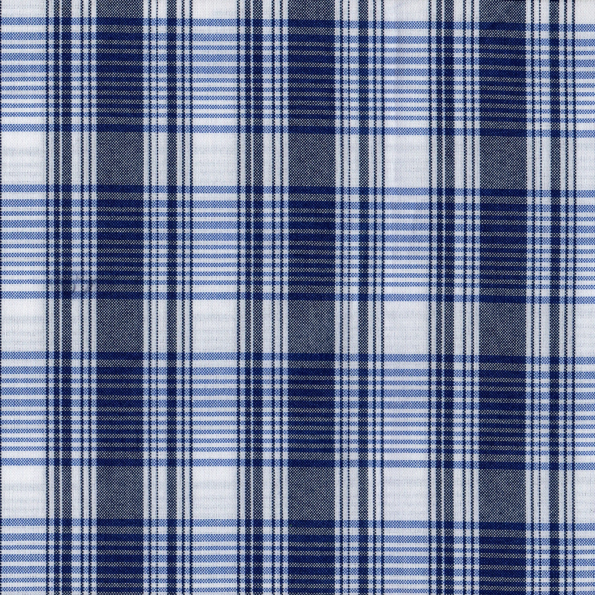 Tela SchoolLine 13012039, dacrón especial de cuadros azul marino y blanco, ideal para uniformes escolares e institucionales.