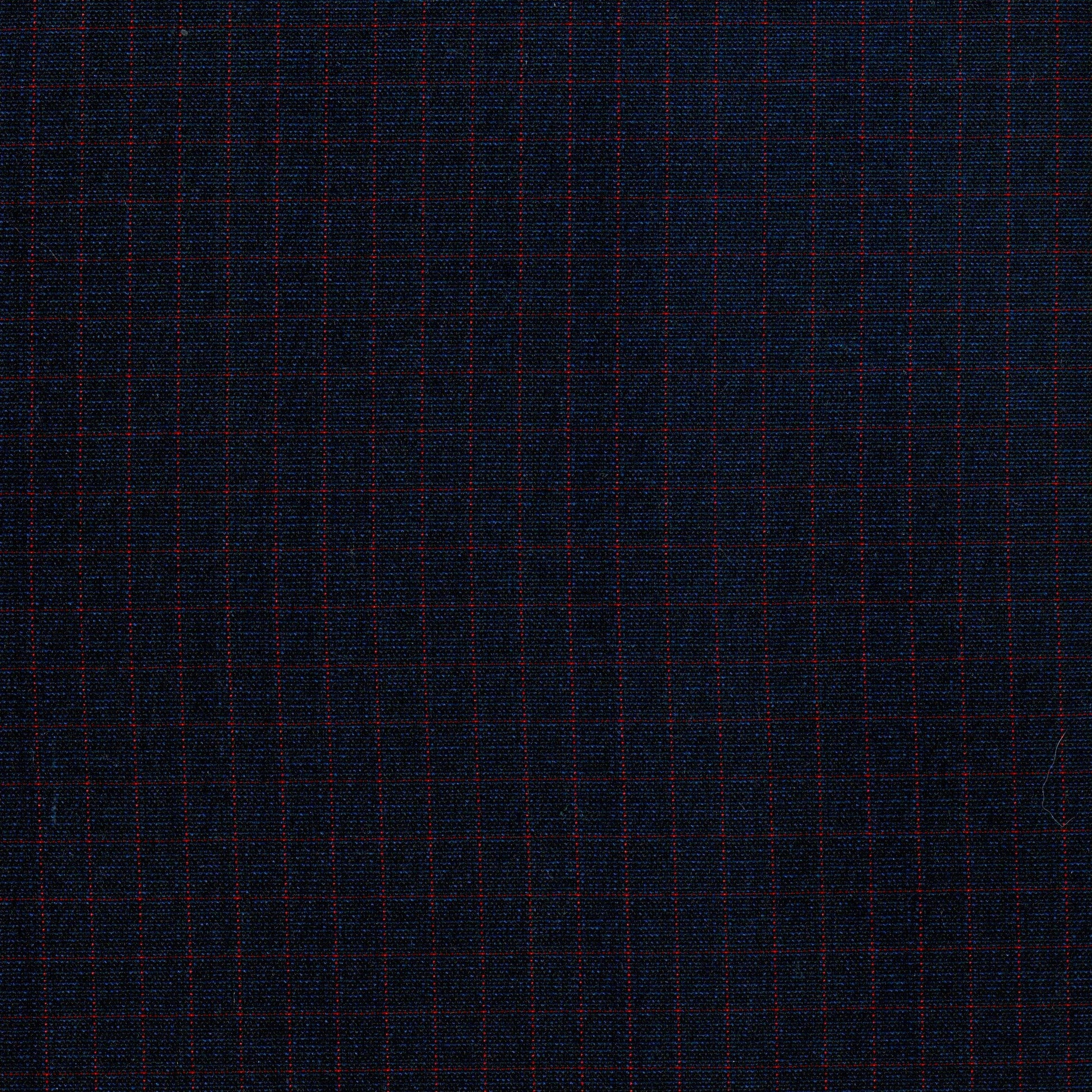 Tela 13013087 Dacron SchoolLine, azul marino con cuadritos rojos; tela para uniformes escolares e institucionales.