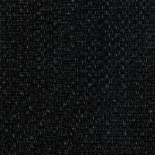 Tela moline Dacron para uniformes SchoolLine; color negro con sutil patrón de cuadros rojos, ideal para uniformes escolares e institucionales.