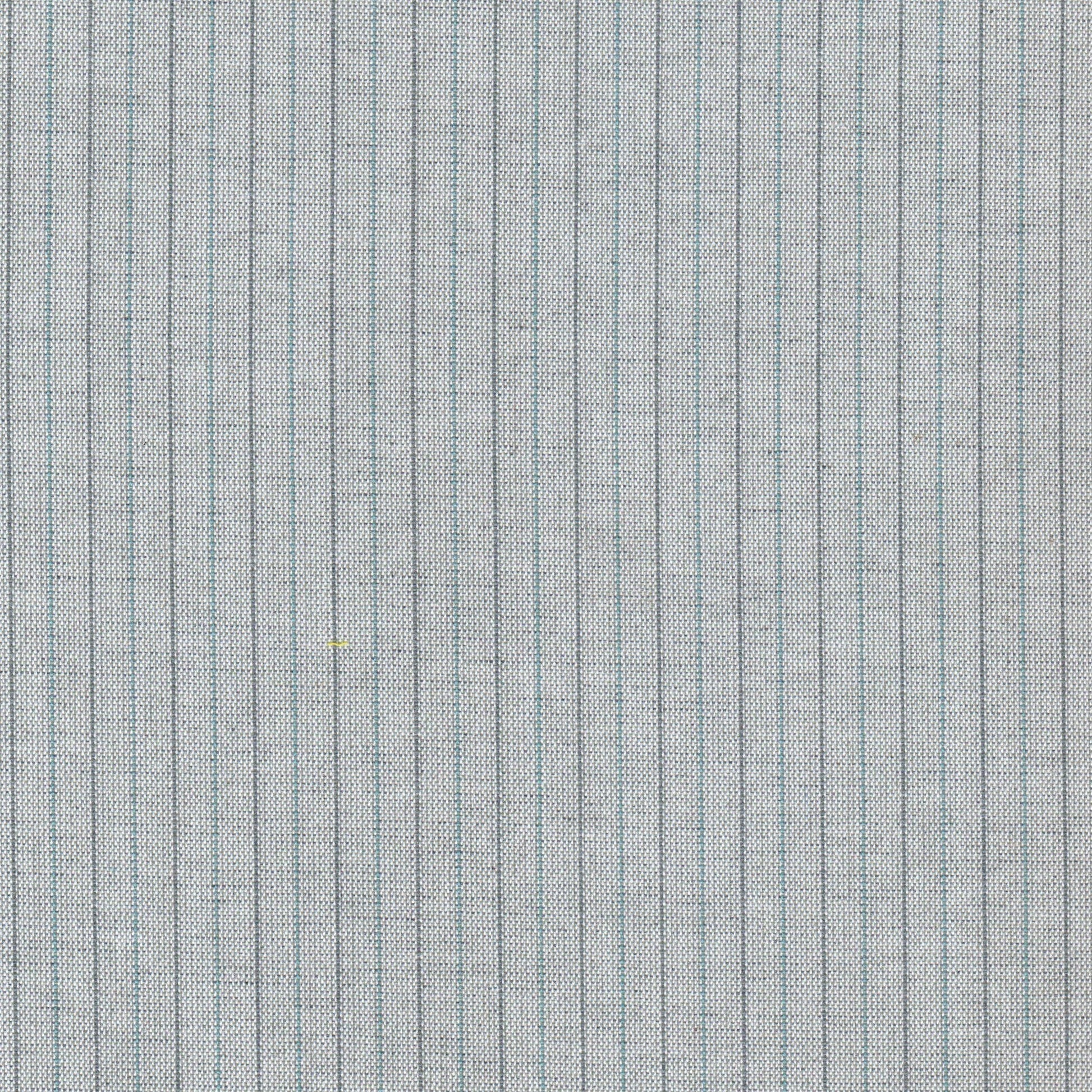 Tela gris con rayas azules Dacron de SchoolLine, ideal para uniformes escolares e institucionales.