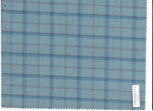 Tela 13018021 High school para uniformes SchoolLine, tela jaspeada azul claro con cuadro azul y líneas rojas.