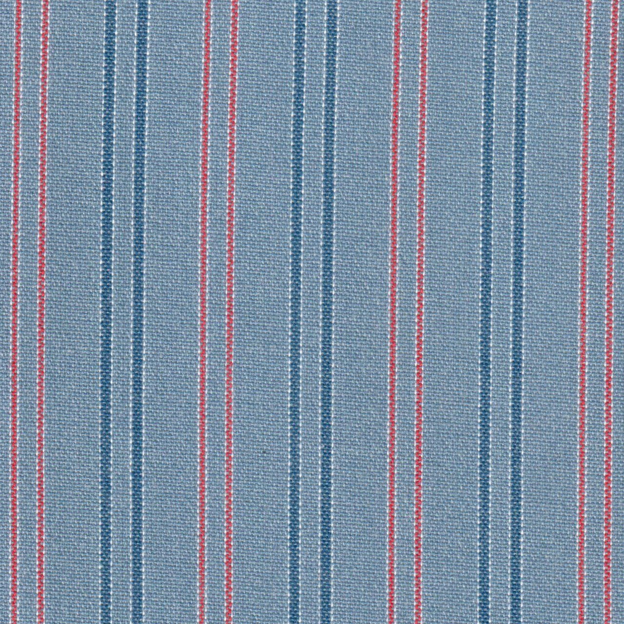 Tela 13018510 High school para uniforme SchoolLine; tejido jaspeado azul con rayas rojas y blancas, ideal para uniformes escolares.