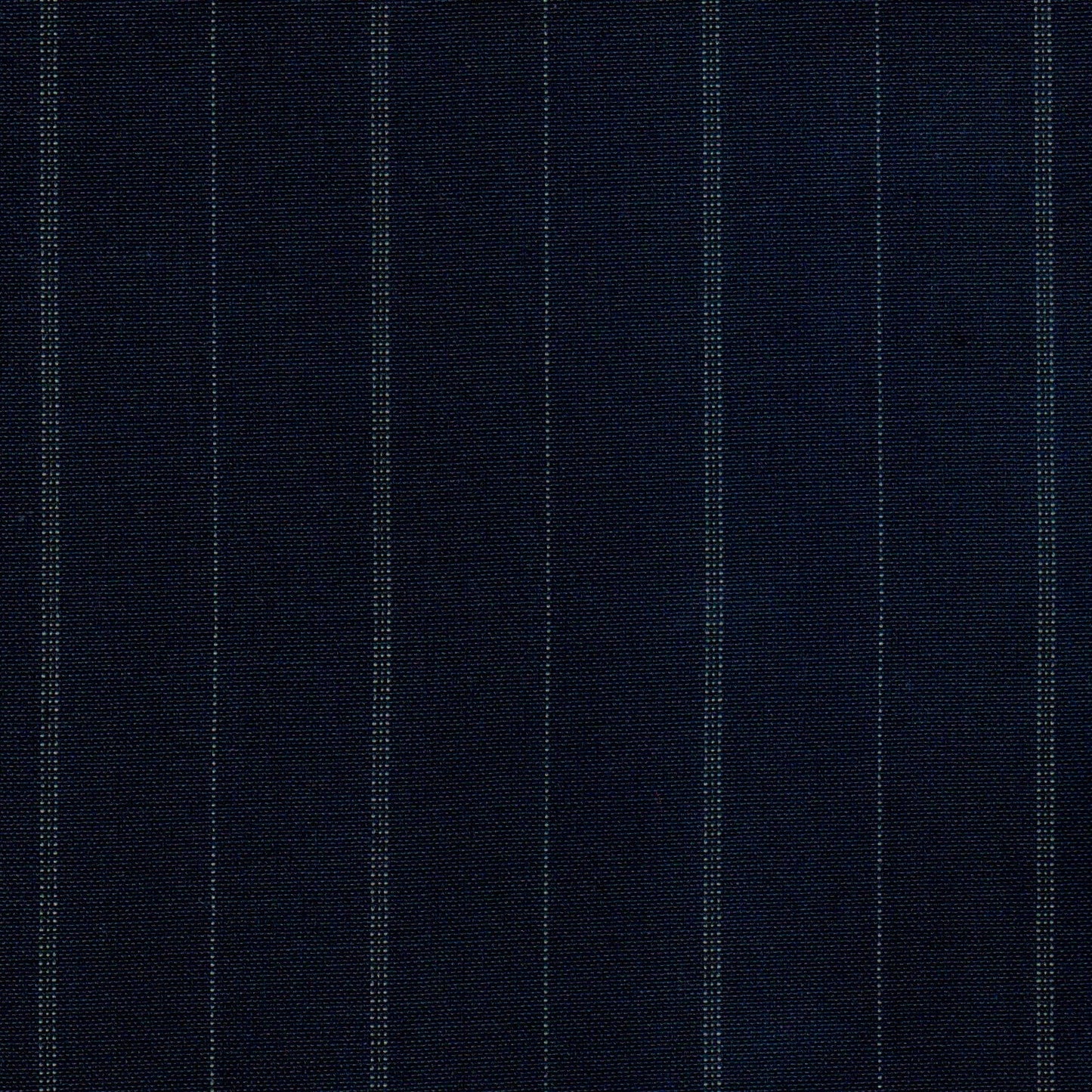 Tela SchoolLine 13021021 tafetán jacquard azul con rayas verticales, ideal para uniformes escolares e institucionales.