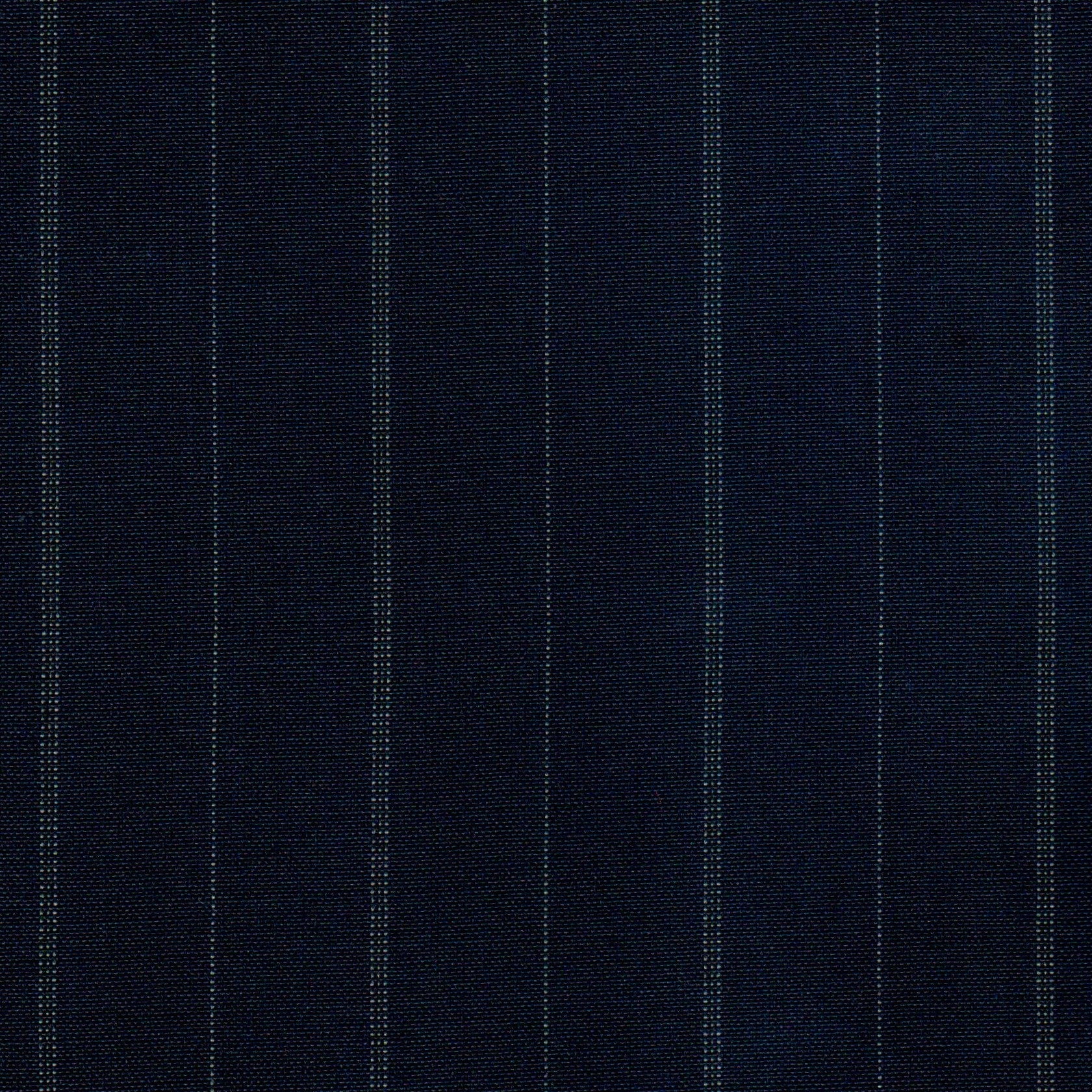 Tela SchoolLine 13021021 tafetán jacquard azul con rayas verticales, ideal para uniformes escolares e institucionales.
