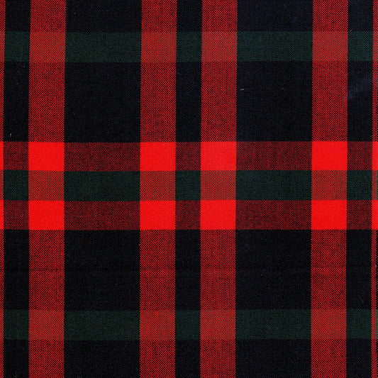 Tela Jacquard tafetán SchoolLine en cuadros escoceses rojo y negro con acentos verde oscuro; ideal para uniformes escolares e institucionales.