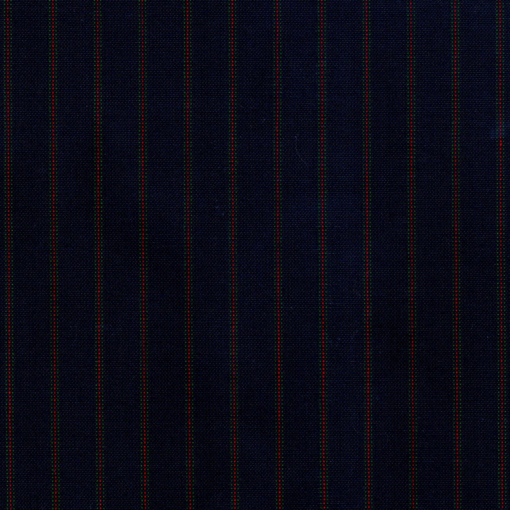 Tela Jacquard tafetán azul con finas líneas rojas y verdes para uniformes escolares e institucionales; SchoolLine.