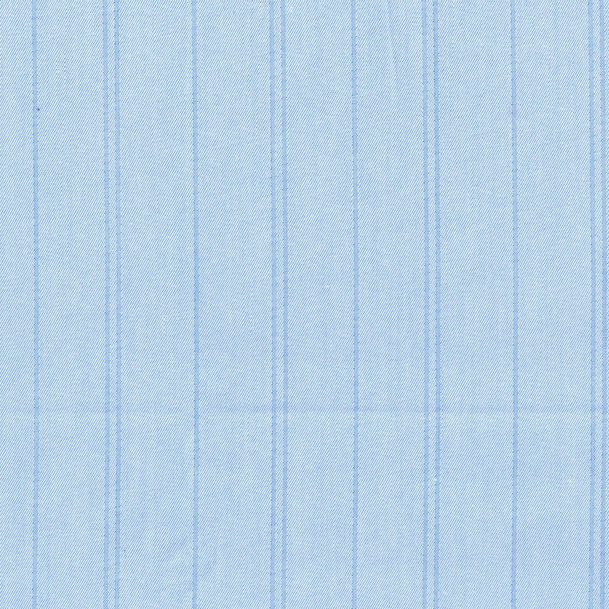 Tela 66002004 Indigo clear de SchoolLine, poliéster con rayas verticales azules, ideal para uniformes escolares e institucionales.