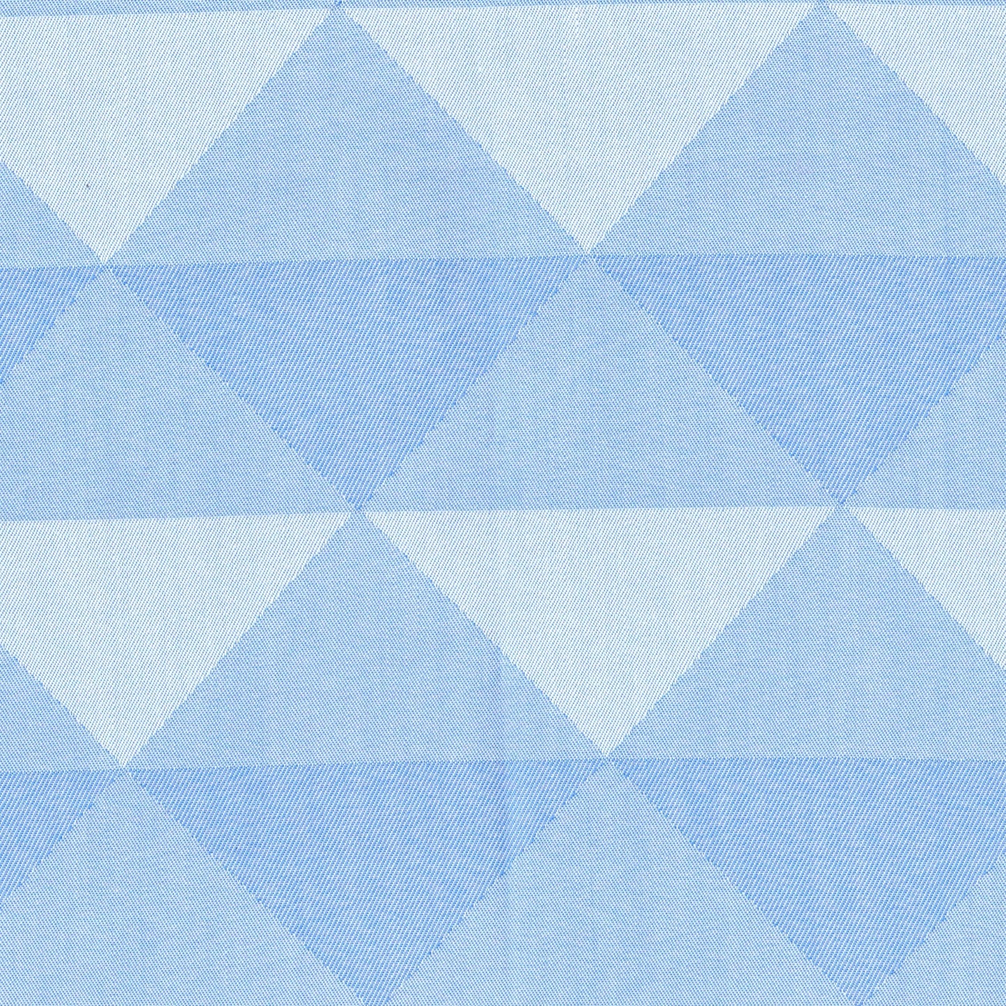 Tela indigo claro con rombos azules en patrón geométrico para uniformes escolares SchoolLine