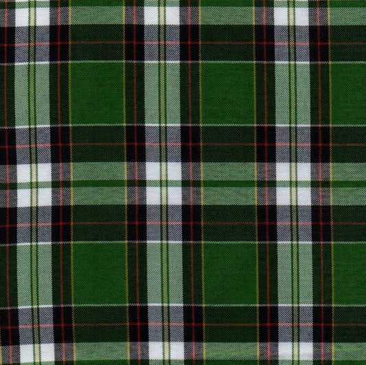 Tela escocesa de poliéster verde con cuadros negros, rojos y blancos de SchoolLine; ideal para uniformes escolares e institucionales.