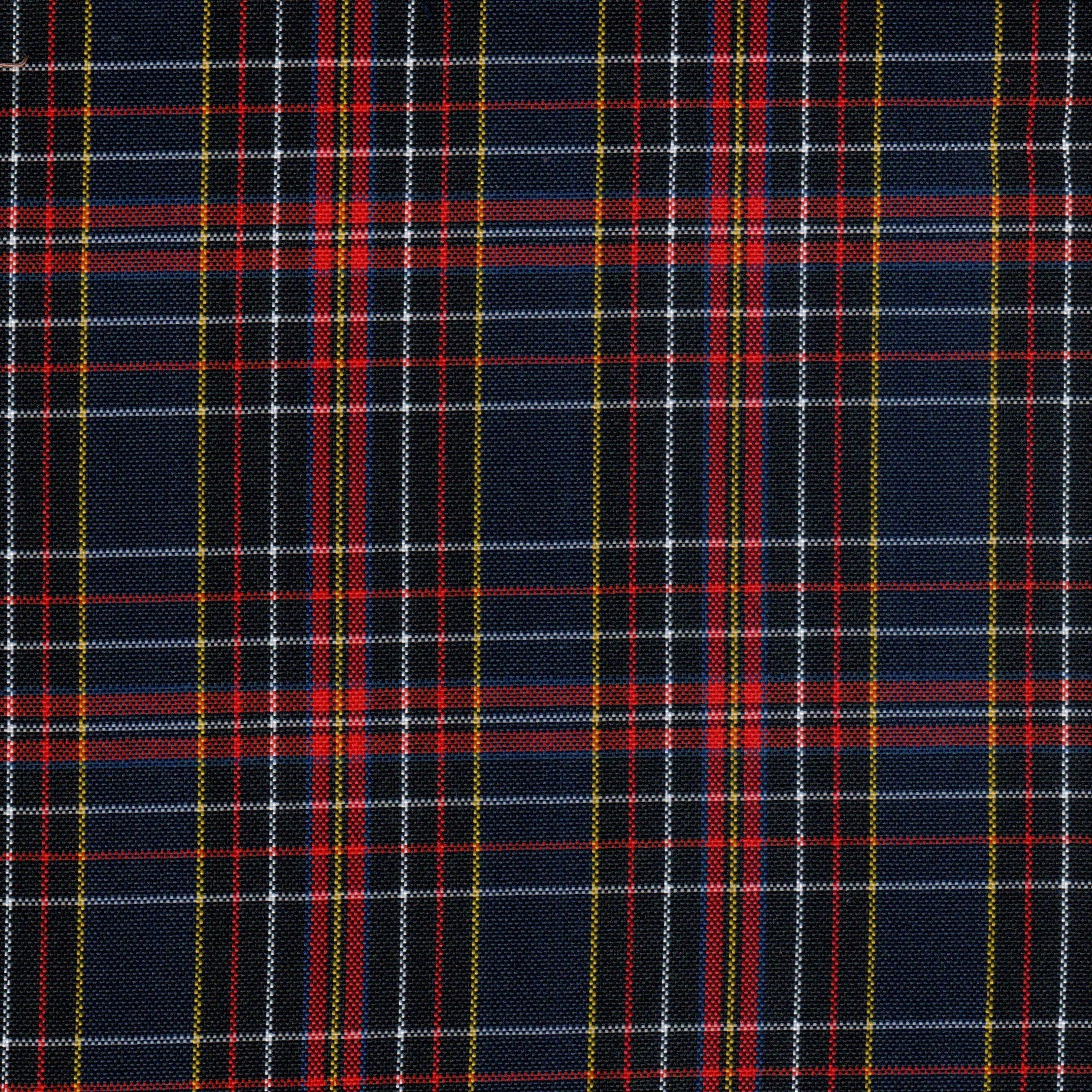 Tela escocesa de poliéster azul marino con rayas rojas y amarillas; ideal para uniformes escolares, SchoolLine.